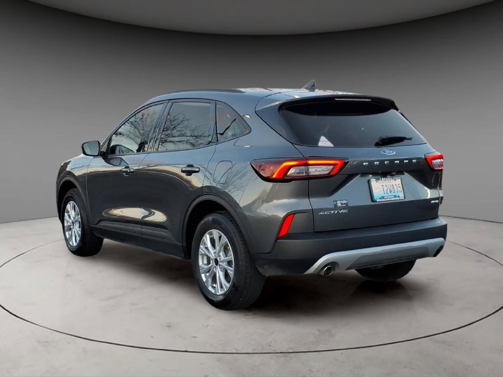 New 2025 Ford Escape Active w/ Cold Weather Package AWD/4WD image 3