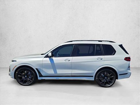 New 2027 BMW X7 xDrive40i w/ M Sport Package AWD/4WD image 5