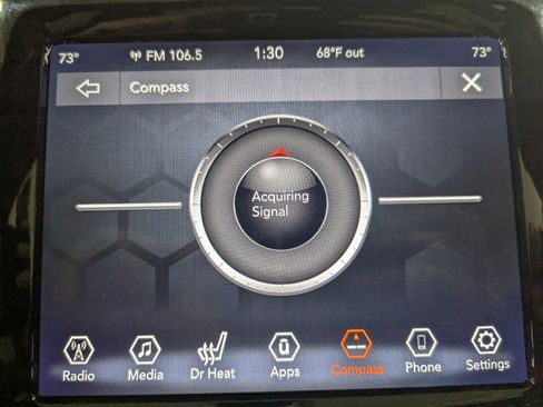 Used 2019 Jeep Cherokee Limited image 23