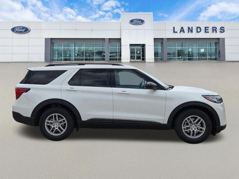 New 2026 Ford Explorer Active image 2
