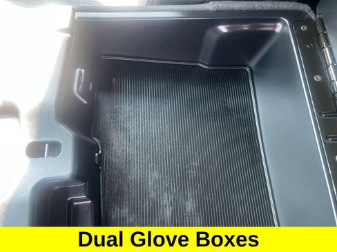 Used 2024 RAM 2500 Big Horn w/ Bed Utility Group image 25