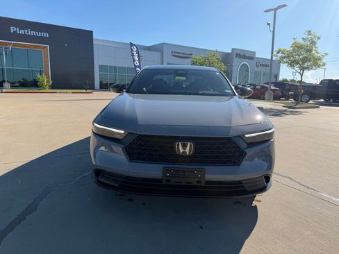 Used 2024 Honda Accord Sport image 9