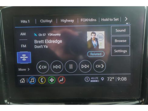 Used 2023 Chevrolet Traverse LT AWD/4WD image 27