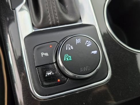 Used 2023 Chevrolet Blazer Premier AWD/4WD image 37