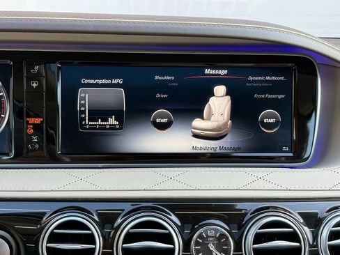 Used 2017 Mercedes-Benz Maybach S 550 4MATIC image 36