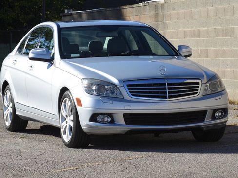 Used 2008 Mercedes-Benz C 300 4MATIC Sedan image 4