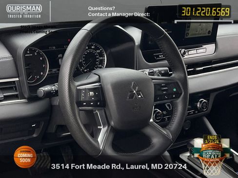 Used 2025 Mitsubishi Outlander SE image 9