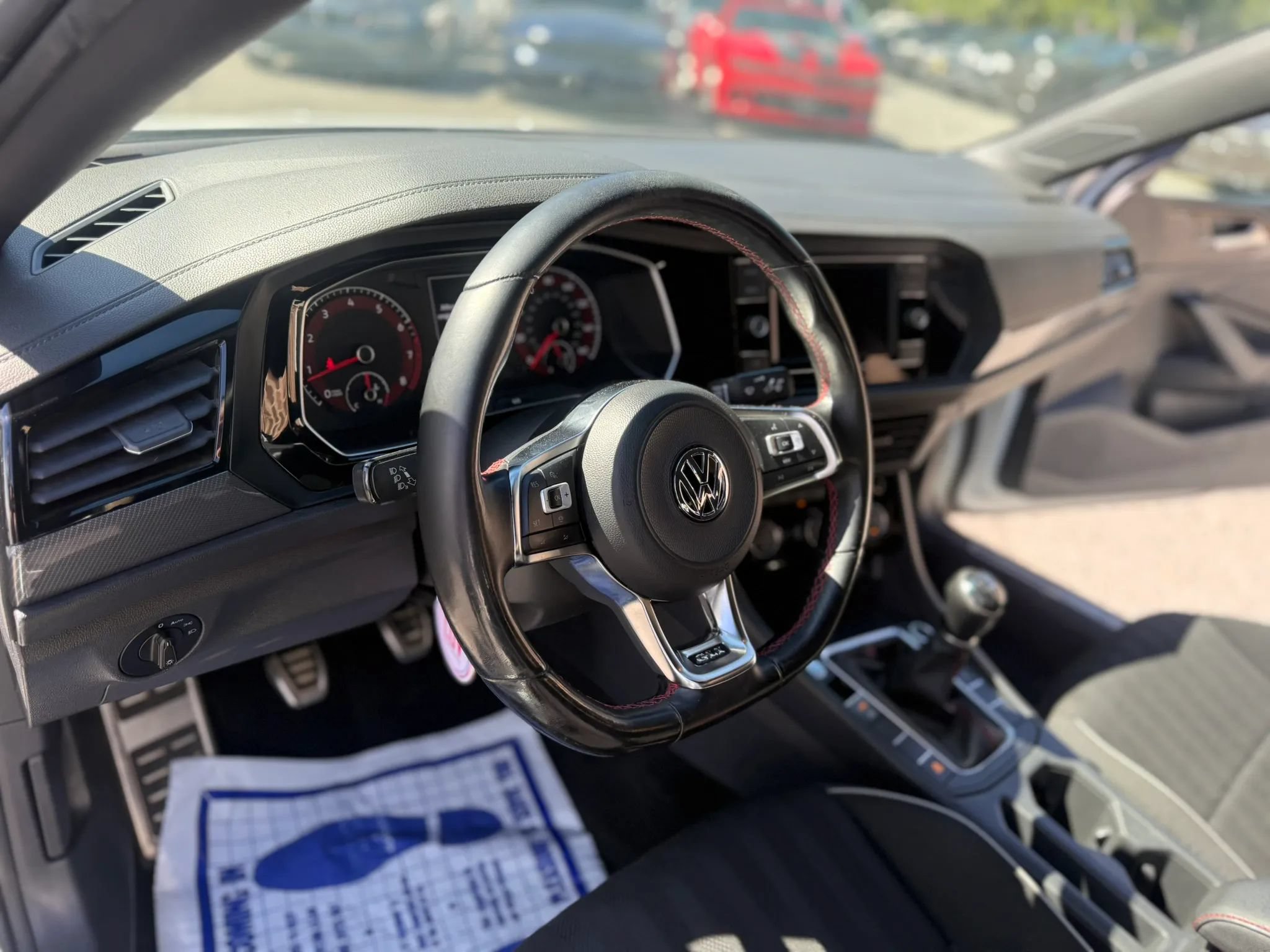 Used 2019 Volkswagen Jetta GLI FWD image 10