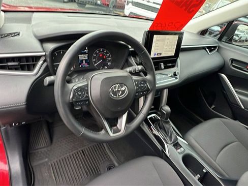 Used 2023 Toyota Corolla Cross LE image 21