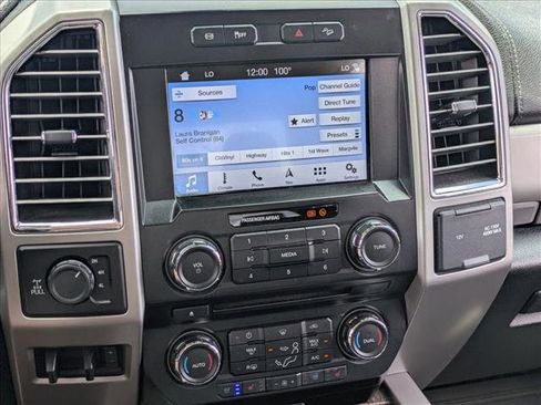 Used 2017 Ford F250 Lariat w/ Lariat Ultimate Package AWD/4WD image 10