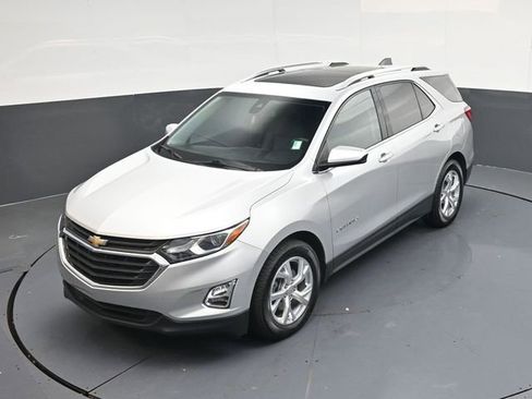 Used 2020 Chevrolet Equinox LT FWD image 47