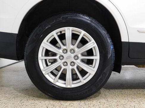 Used 2018 Cadillac XT5 AWD image 98