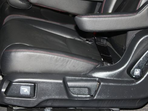 Used 2023 Honda Odyssey Sport image 16