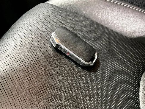 Used 2024 Kia Sportage EX image 10