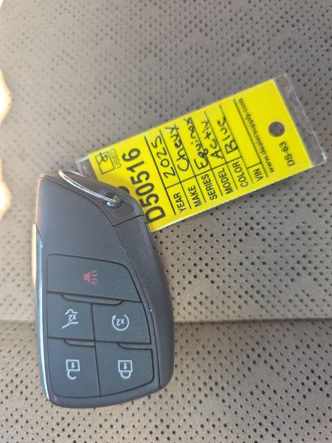 Used 2025 Chevrolet Equinox ACTIV w/ Safety and Technology Package AWD/4WD image 33