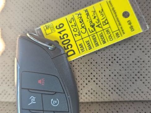 Used 2025 Chevrolet Equinox ACTIV w/ Safety and Technology Package AWD/4WD image 33