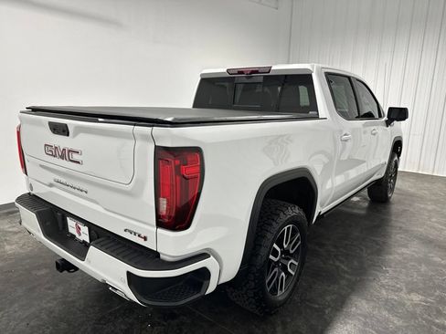 Used 2023 GMC Sierra 1500 AT4 w/ Technology Package AWD/4WD image 6