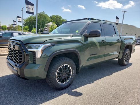 Used 2023 Toyota Tundra SR5 w/ TRD Off-Road Premium Package AWD/4WD image 21