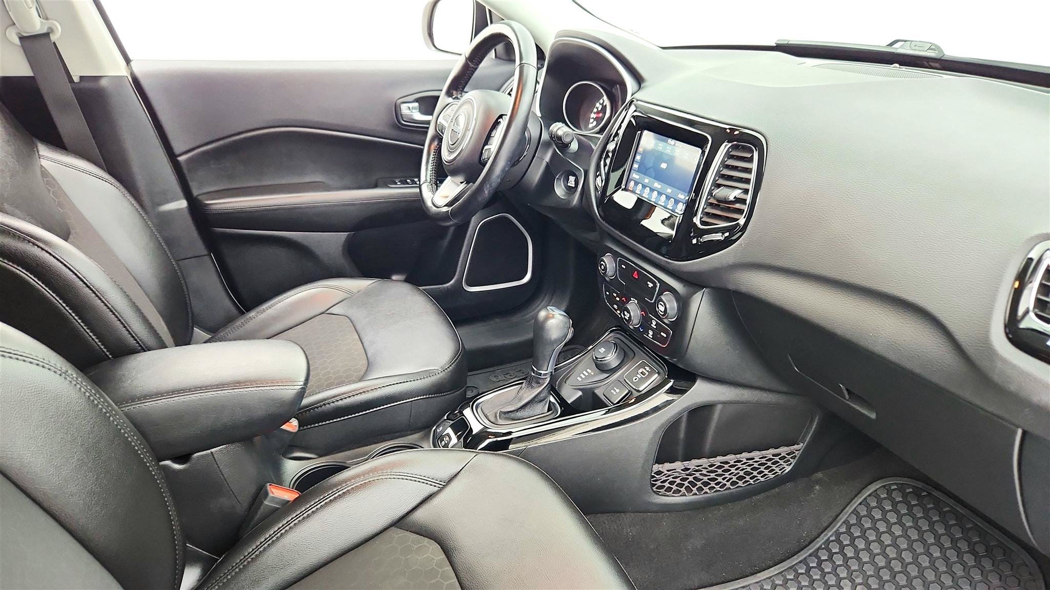 Used 2021 Jeep Compass Latitude AWD/4WD image 33