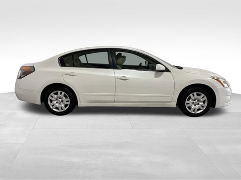 Used 2012 Nissan Altima 2.5 S image 4