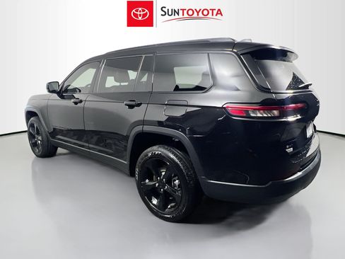 Used 2025 Jeep Grand Cherokee L Laredo AWD/4WD image 6