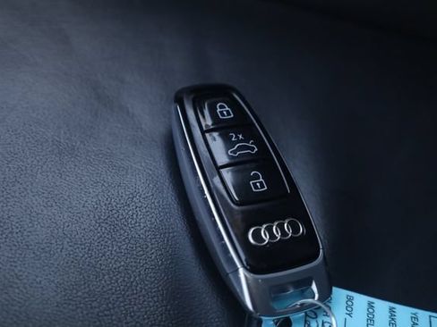 Used 2023 Audi Q7 2.0T Premium w/ Convenience Package AWD/4WD image 30