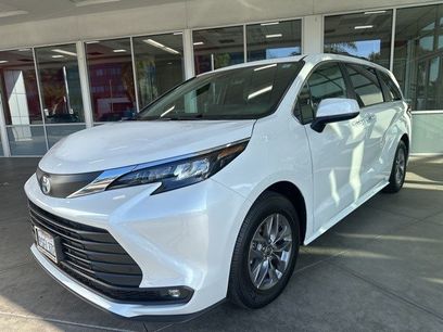 Certified 2025 Toyota Sienna XLE