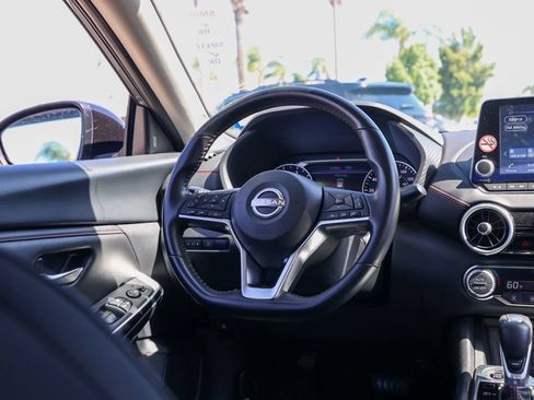 Used 2025 Nissan Sentra SR FWD image 22