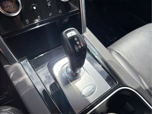 Used 2021 Land Rover Discovery Sport SE image 37