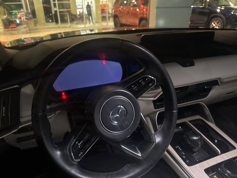 Used 2024 MAZDA CX-90 3.3 Turbo w/ Premium Plus Pkg image 8