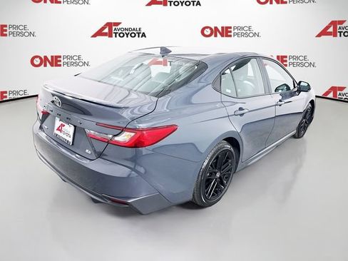 Certified 2025 Toyota Camry SE FWD image 8
