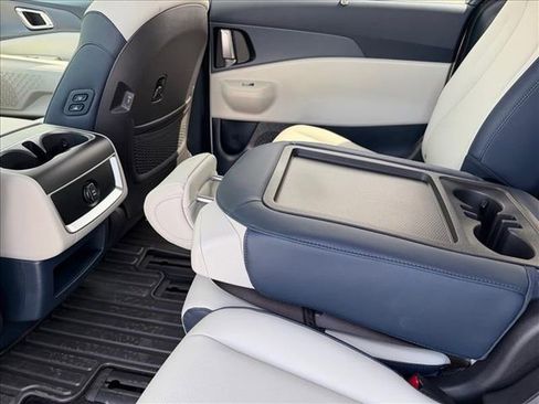 New 2026 Kia Carnival EX FWD image 15