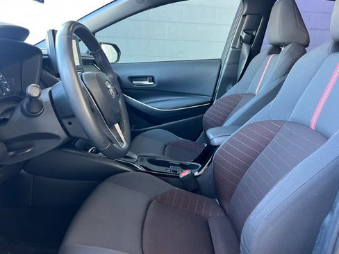 Used 2023 Toyota Corolla SE w/ SE Package FWD image 10