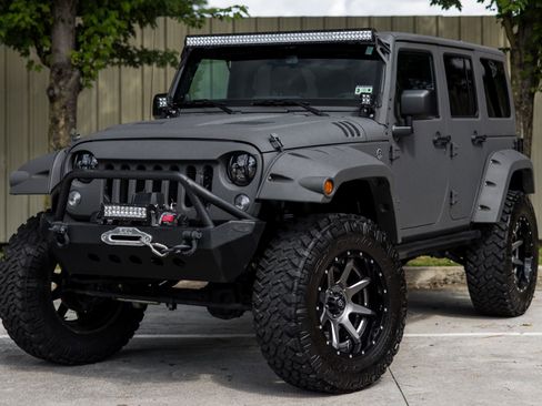 Used 2014 Jeep Wrangler Unlimited Sport w/ Quick Order Package 24S image 2