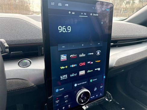 Used 2021 Ford Mustang Mach-E GT image 12