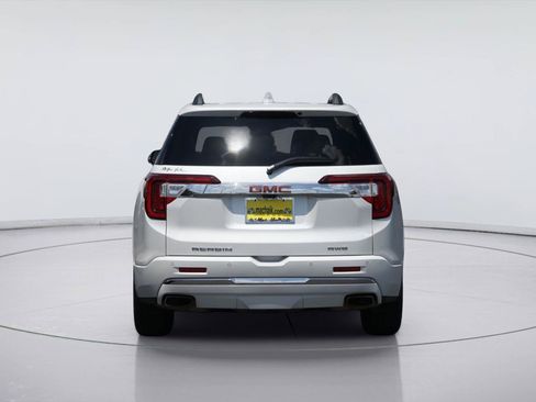 Used 2023 GMC Acadia Denali w/ Denali Ultimate Package AWD/4WD image 7