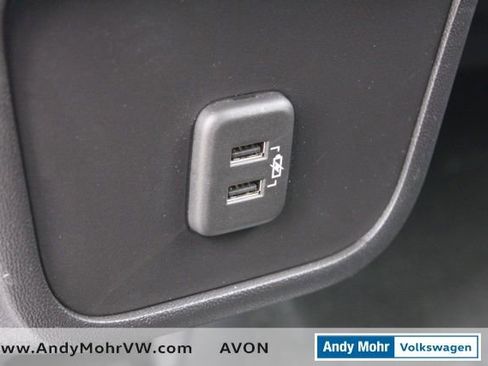 Used 2024 Chevrolet Equinox LT FWD image 29