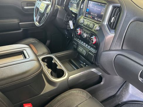 Used 2021 GMC Sierra 1500 AT4 AWD/4WD image 16