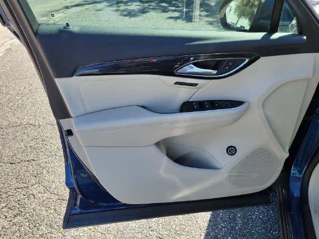 Used 2023 Buick Envision Essence AWD/4WD image 15