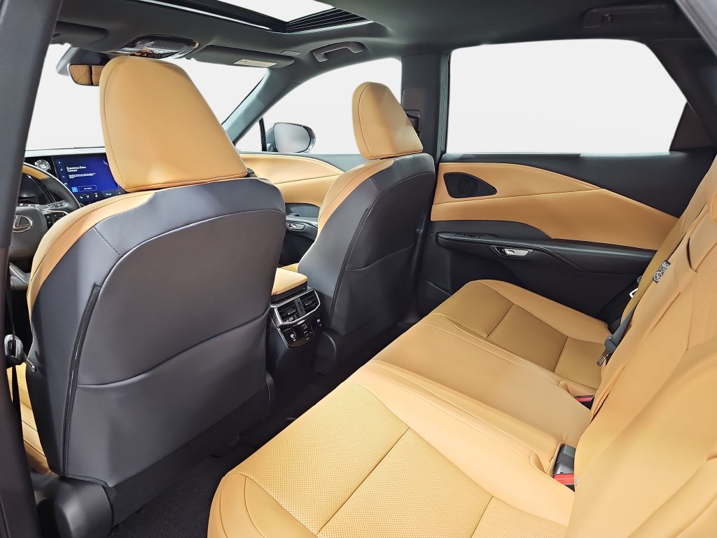 New 2026 Lexus RX 350 FWD image 11