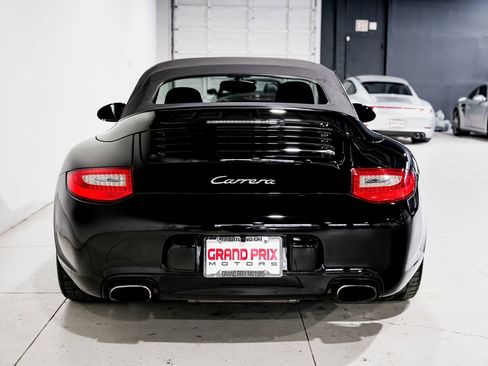 Used 2009 Porsche 911 Carrera RWD image 4