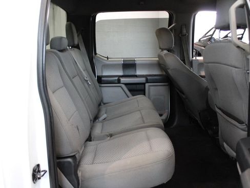 Used 2018 Ford F150 XLT image 19