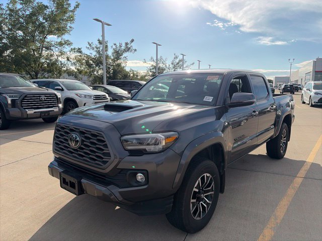 Used 2023 Toyota Tacoma TRD Sport AWD/4WD image 3