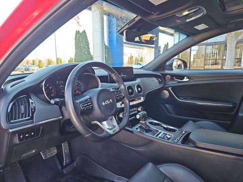 Used 2023 Kia Stinger GT-Line w/ Sun & Sound Package image 10