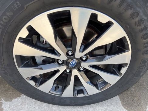 Used 2017 Subaru Outback 2.5i Limited image 8