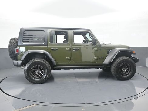Used 2022 Jeep Wrangler Unlimited Sport image 7
