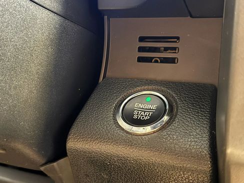 Used 2018 Ford Expedition Max XLT w/ Equipment Group 202A RWD image 7