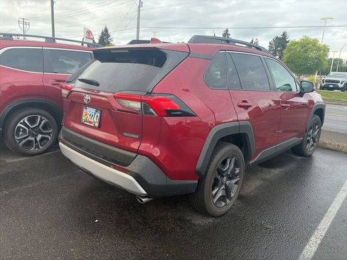 Used 2024 Toyota RAV4 Adventure w/ Convenience Package AWD/4WD image 5