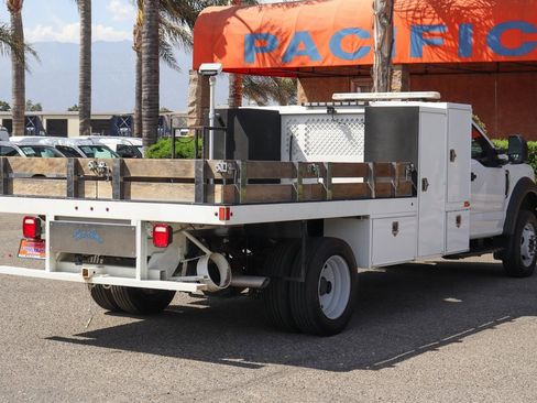 Used 2017 Ford F550 XL image 9