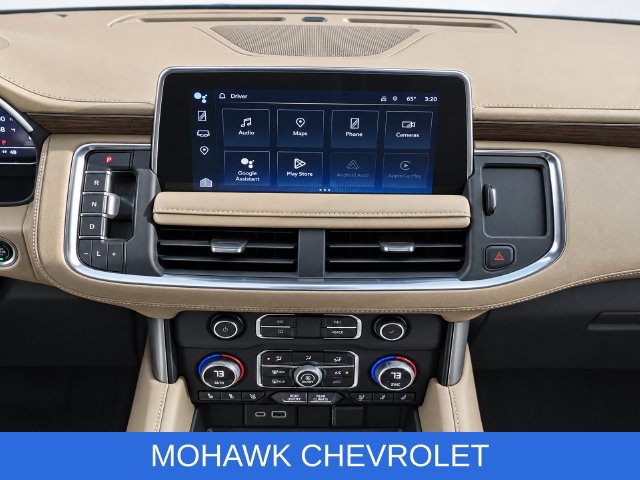 Used 2023 Chevrolet Suburban Premier AWD/4WD image 19